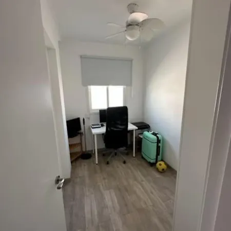 Daire Melilla - Apartamento De 3 En Torremolinos